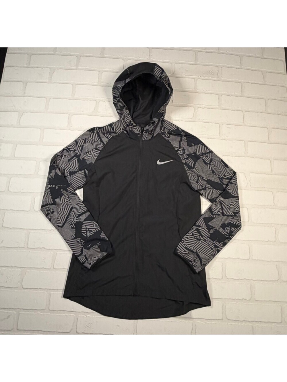 Nike Reflective Digital Camo Zip Up Hoodie Running Jacket Size Small Black